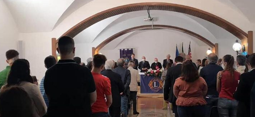 La famiglia è il tema del convegno organizzato daLions Club Taurianova “Vallis Salinarum” nell’aula magna del Liceo San Paolo