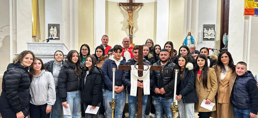 Melicucco: una Via crucis dei giovani… con i giovani… per i giovani.