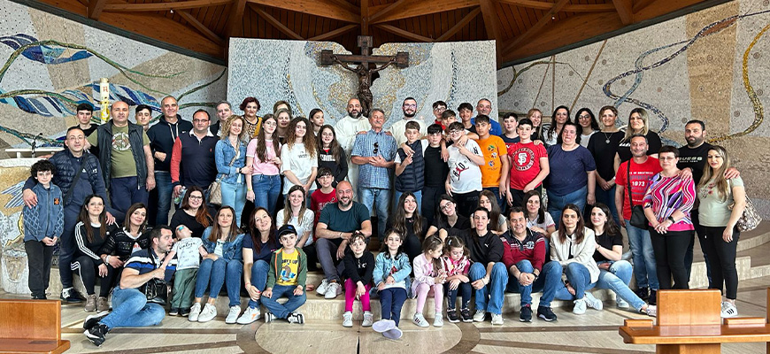 “Baciati dal sole” ritiro spirituale delle parrocchie di Varapodio – “Famiglia di famiglie”