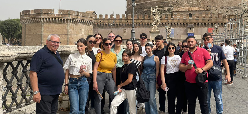 Il gruppo giovanile parrocchiale di Melicucco alle radici della fede e alla scoperta di Roma