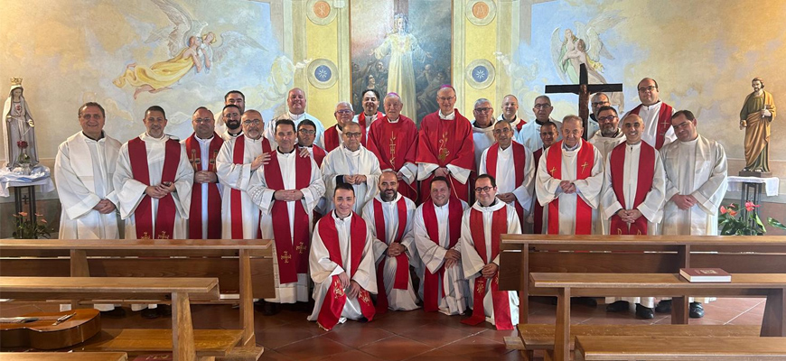 “La vela della speranza ci conduce” – gli esercizi spirituali del clero