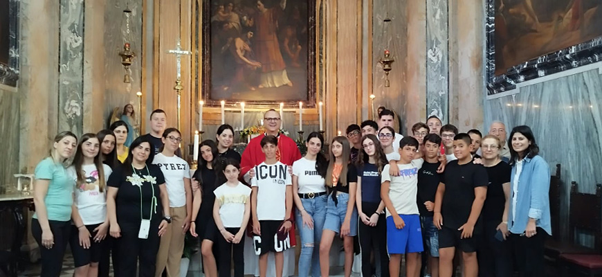 I Giovani cresimandi della Parrocchia Sant’Ippolito Martire a Roma: “pellegrini di Speranza”.