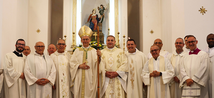 Presa di possesso delle parrocchie di Bellantone e Candidoni di don Francesco Muratori