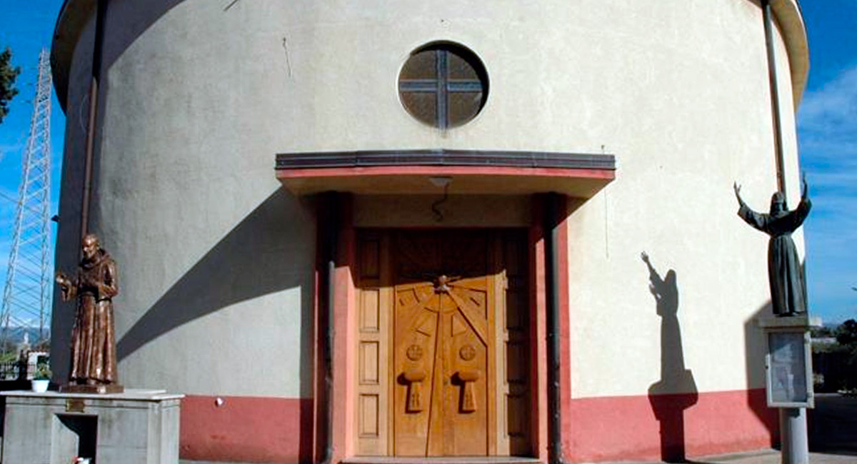 Atti vandalici nella casa canonica della parrocchia Sant’Antonio di Padova a Rosarno