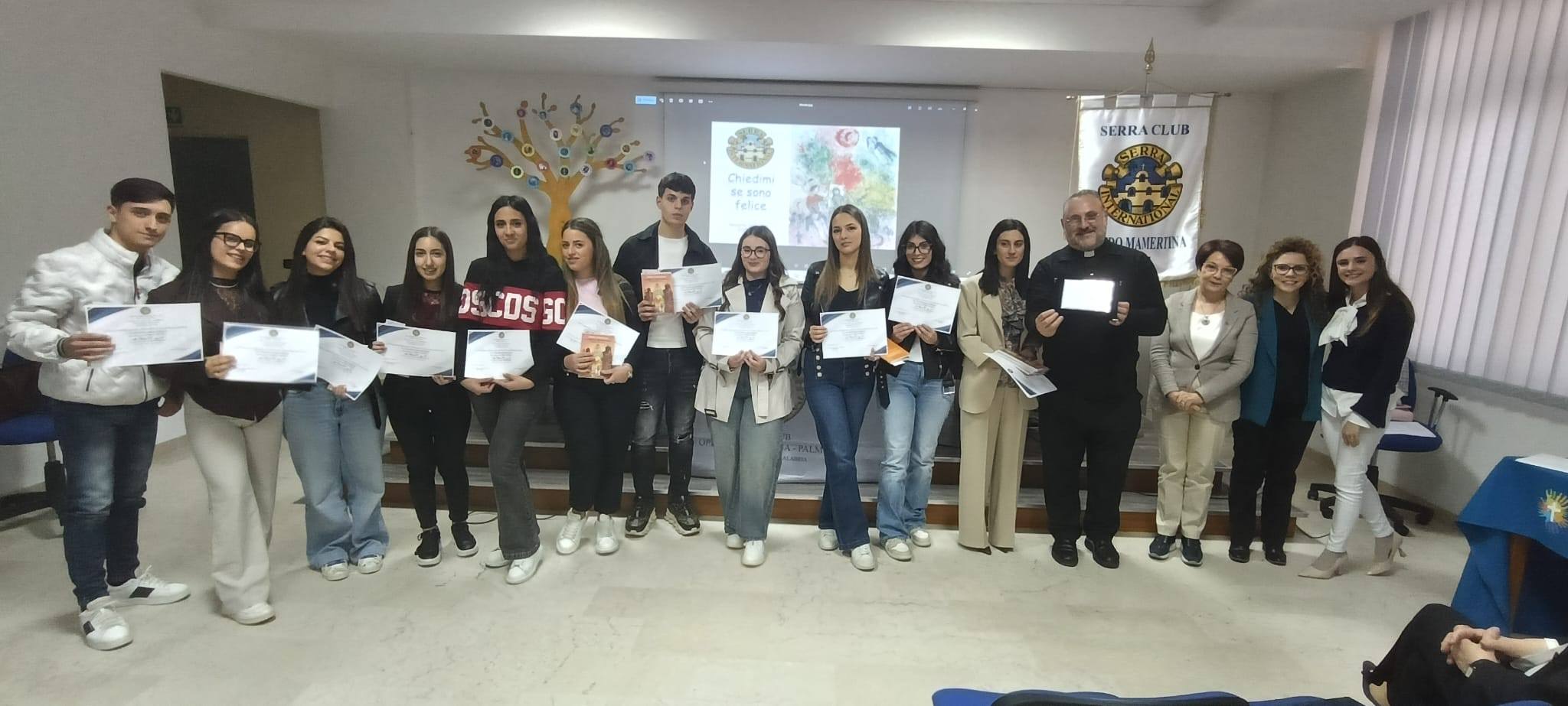 “Chiedimi se sono felice”: premiati a Gioia Tauro i vincitori della fase locale del concorso Serra International