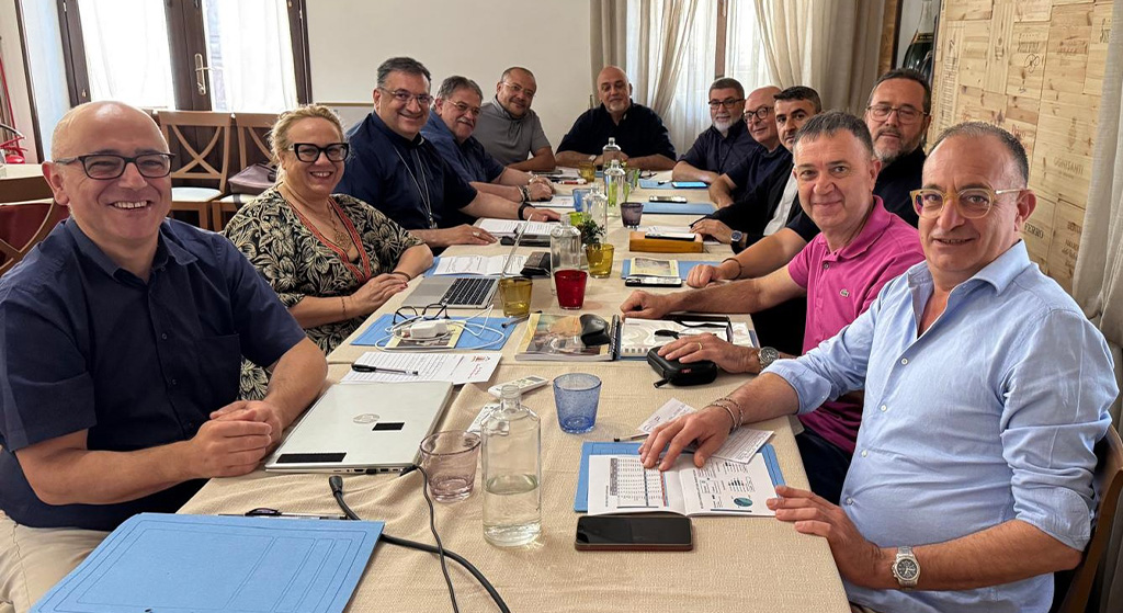 L’8xMille al centro dell’incontro della Commissione regionale Sovvenire: «Più informazione per sostenere la carità e le nuove periferie»