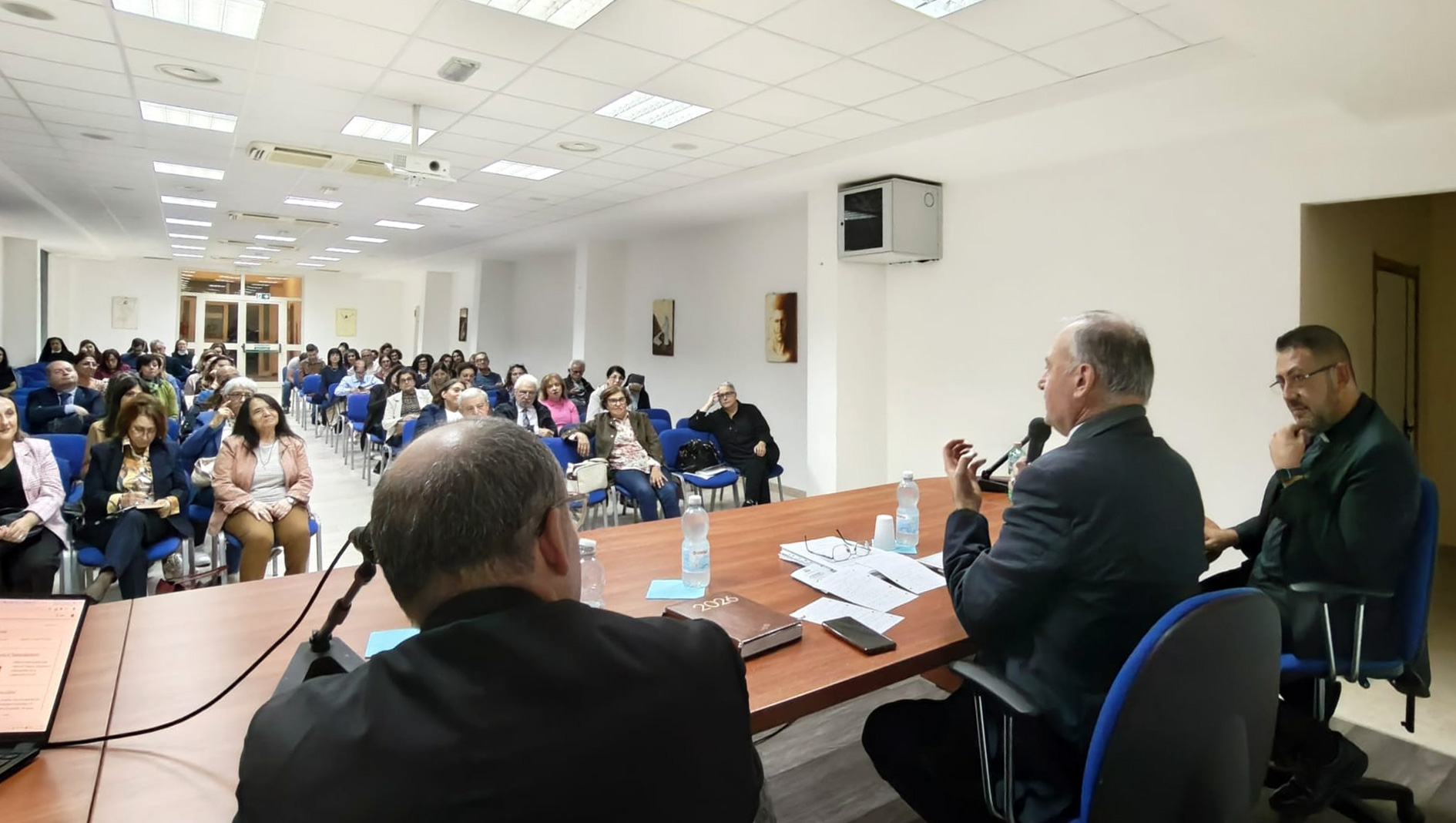 «È la relazione che salva»: l’ISTeP inaugura l’anno formativo con “Dio è comunicazione”